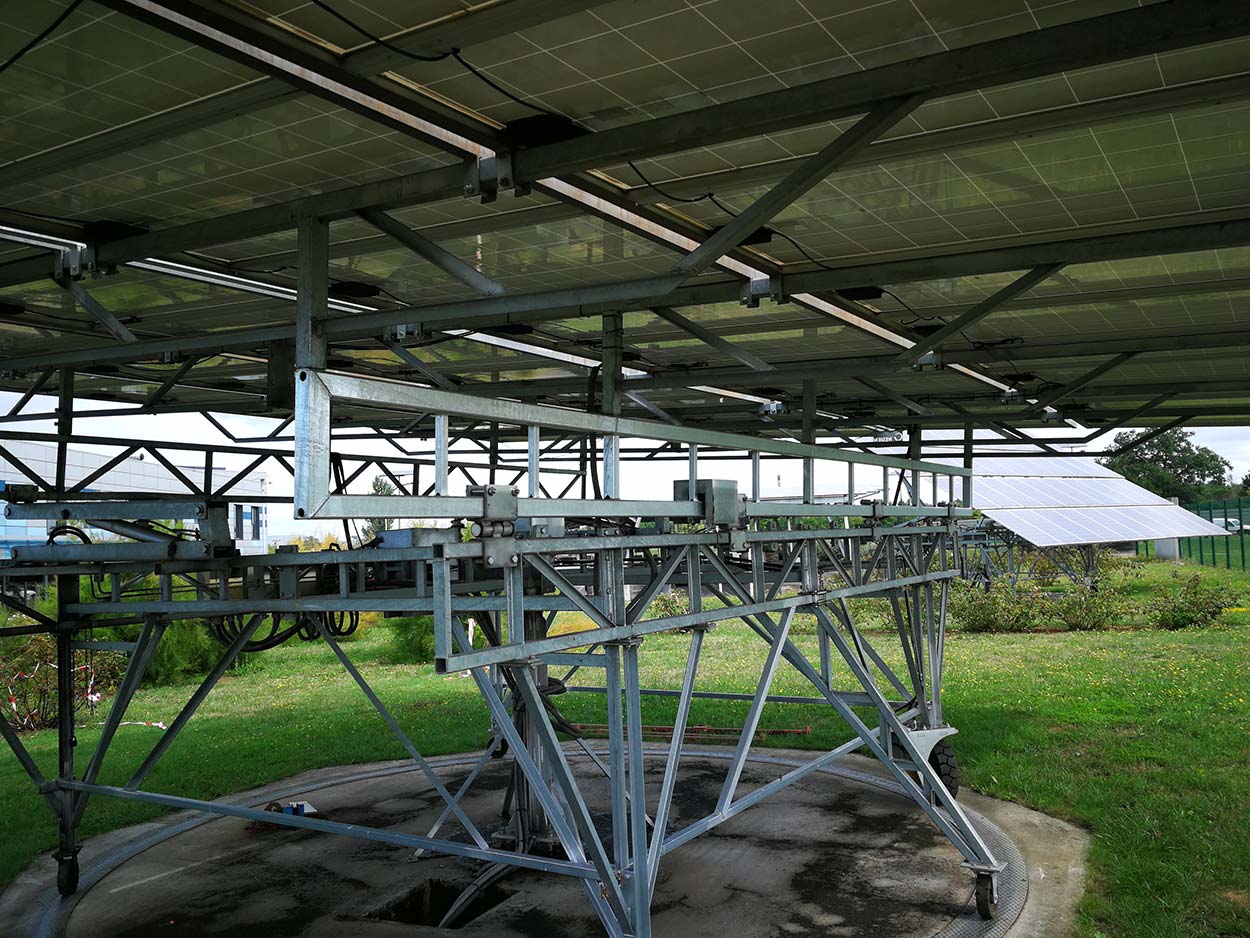 Structure métallique galvanisée installée en extérieur
